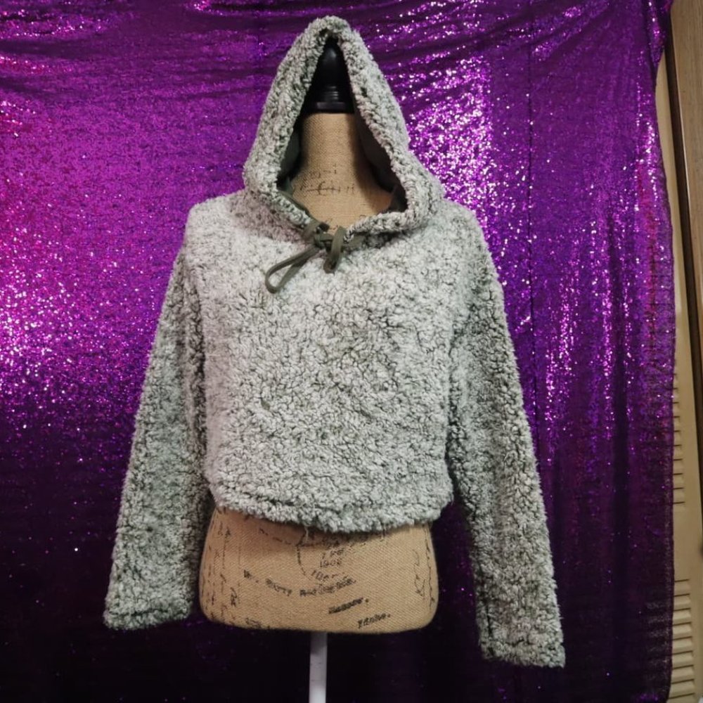 CROPPED FLEECE HOODIE Sz XS Green Sage Super Soft Cozy Boho Soft Grunge - Picture 1 of 7